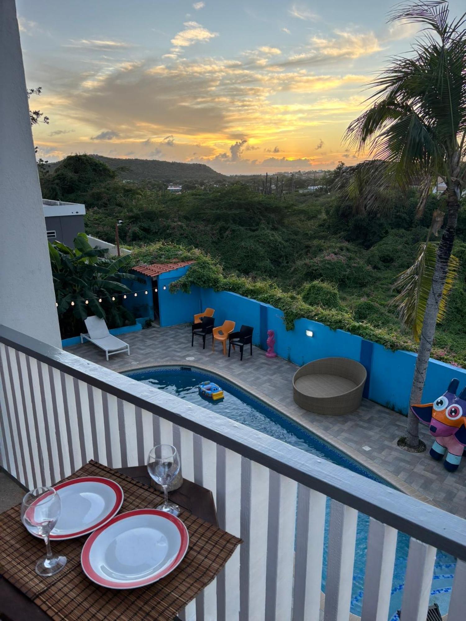 Advantage Apartments Curacao ウィレムスタッド エクステリア 写真